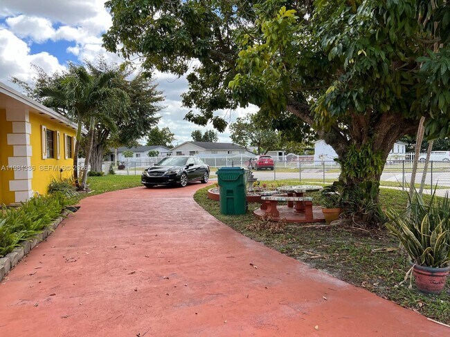 Photo - 12135 SW 182nd Terrace