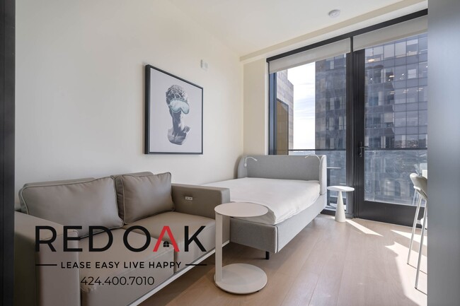 Building Photo - 6401 Wilshire Blvd Rental