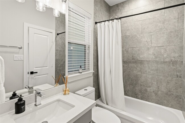 Photo - 4905 Avenue J Ave