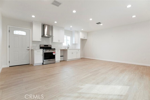 Photo - 13120 Branford St Casa