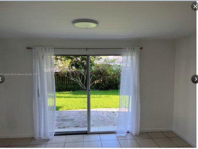 Photo - 1114 Adams St