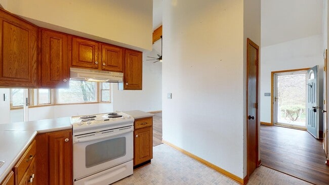 Photo - 64330 W Lincoln Hwy