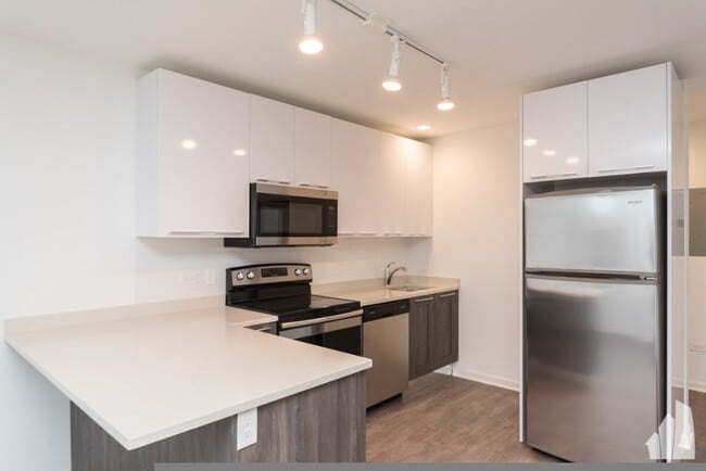 Photo - 935 W Winona St Unit 810