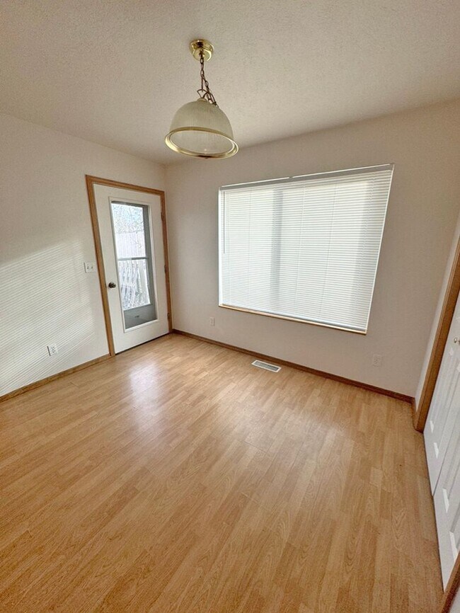 Photo - Three Bedroom Townhome with Creek in Backyard