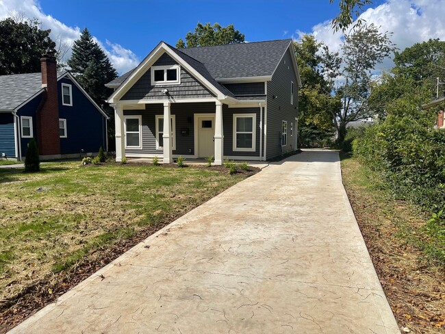 Photo - 1572 Heron Ln