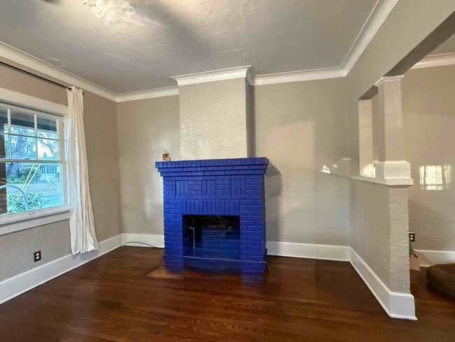 Photo - 730 SE 13th St