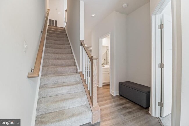 Photo - 646 Lakemont Dr