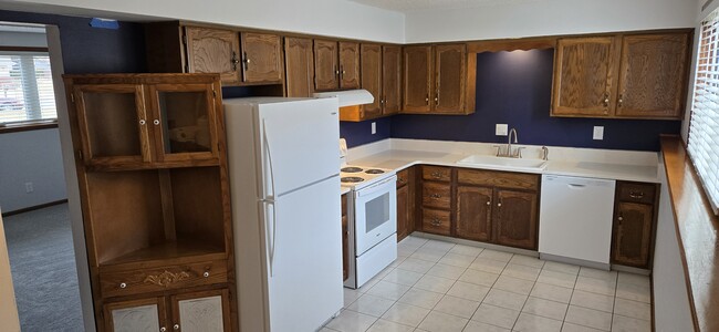 Kitchen - 4527 51st St Unit Duplex 4527 51st St.