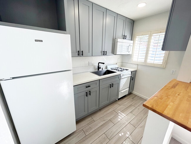 Photo - 1315 N Indian Canyon Dr