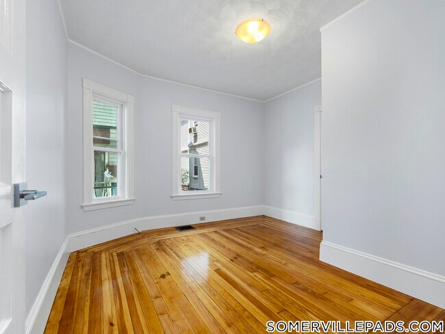 Photo - 59 Hawthorne St Unit 1