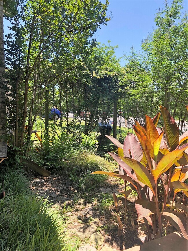 Photo - 6503 Hart Ln