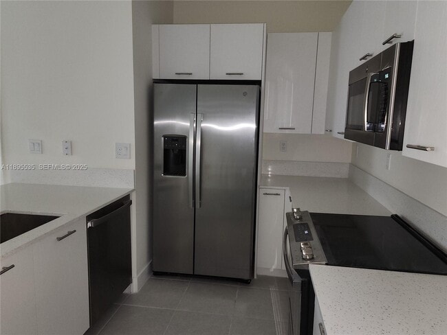 Photo - 8040 NW 42nd St