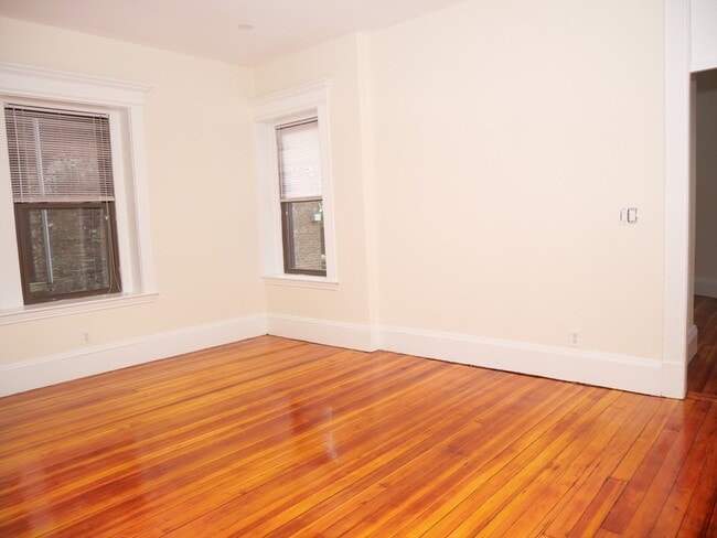 Photo - 1378 Beacon St Apartment Unit 4