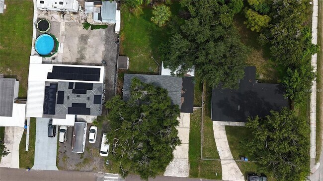 Photo - 9616 Pineridge Ave