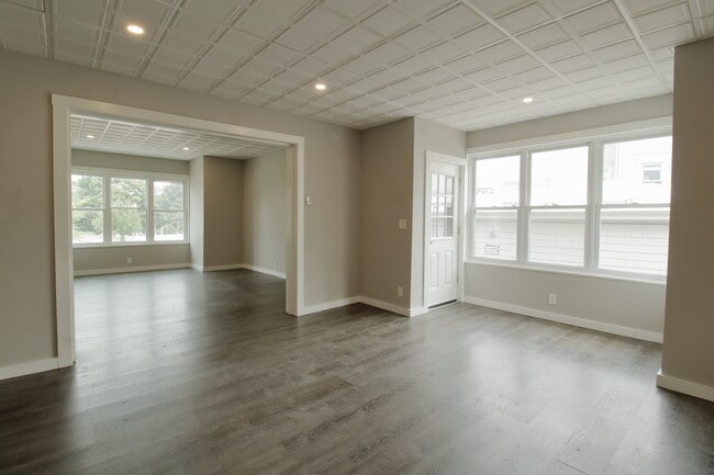 Photo - 704 S Main St Unit First Floor