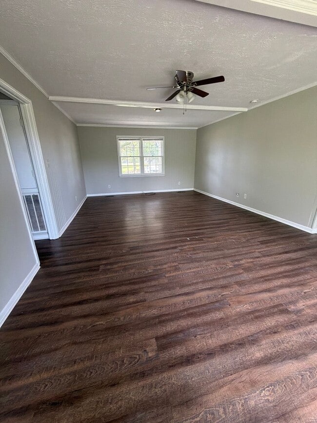 Photo - Available Now! Stunning Home!!