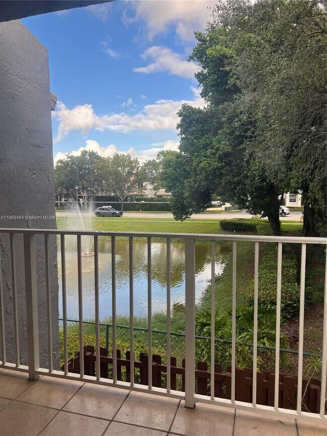 Photo - 4704 NW 114th Ave Unit 204-1