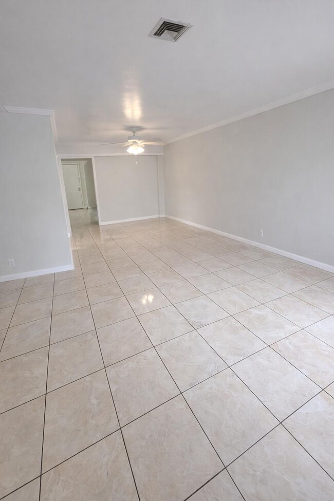 Photo - 3709 Tyler St