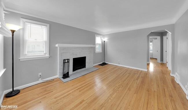 Photo - 14024 Grandville Ave