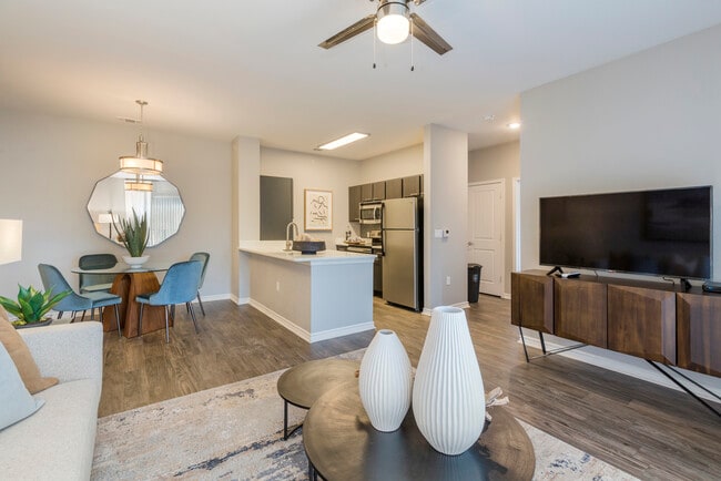 Photo - Peaks at Woodmen