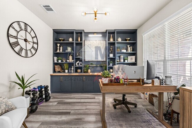 Photo - 7807 Zircon Dr