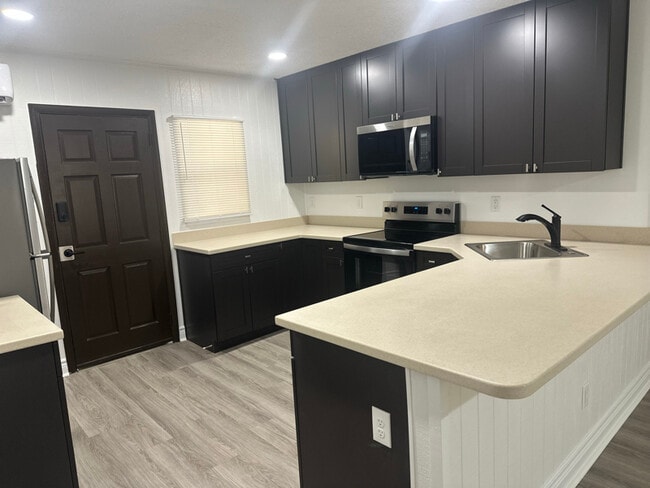 Photo - 86124 Bladon Rd Unit 86124