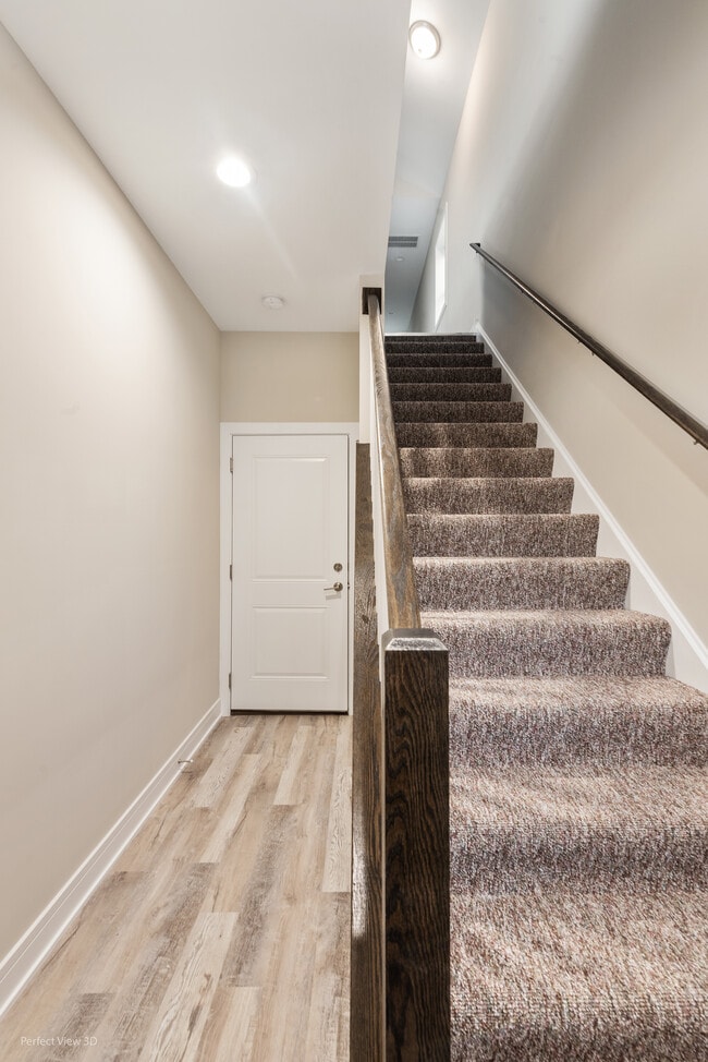 Photo - 6528 S Maryland Ave Unit 3