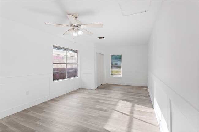 Photo - 1212 W Snyder St