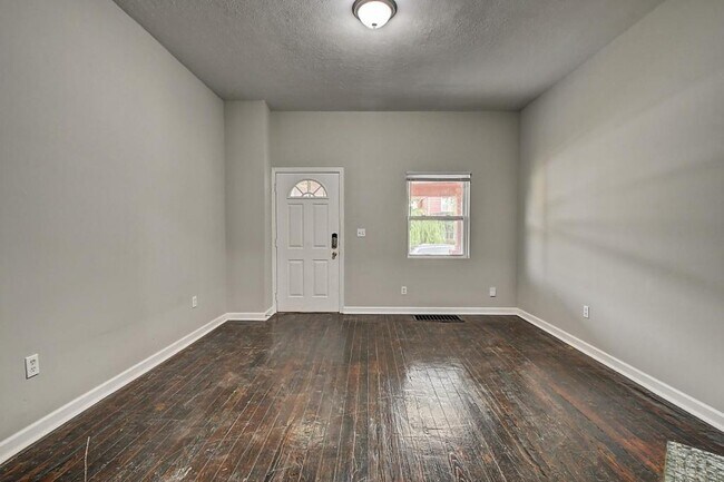 Photo - 417 N State Ave
