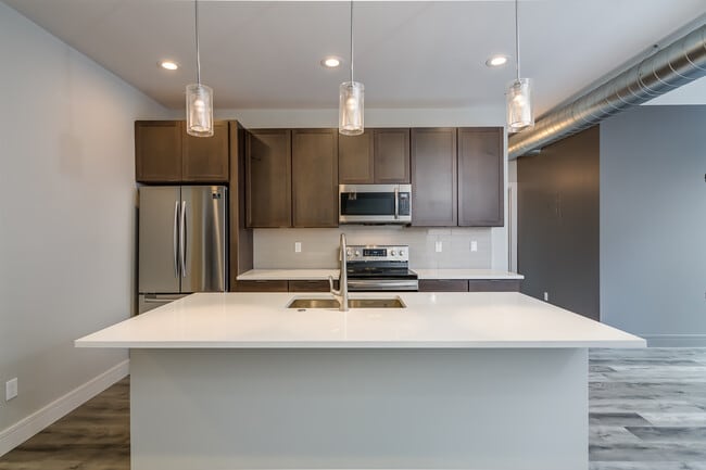 Photo - 2744 Lafayette Ave Unidad 206