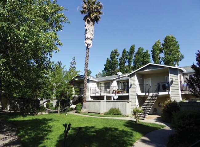 Jasmine Gardens Apartments - Jasmine Gardens Apartments