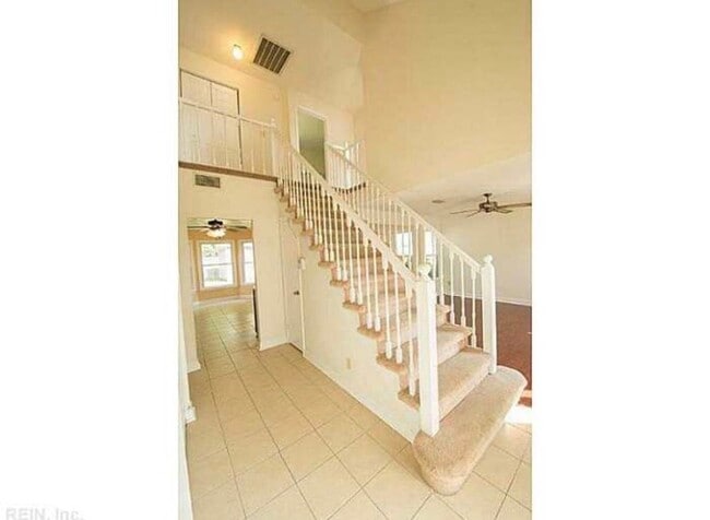 Photo - 705 Wagons Way