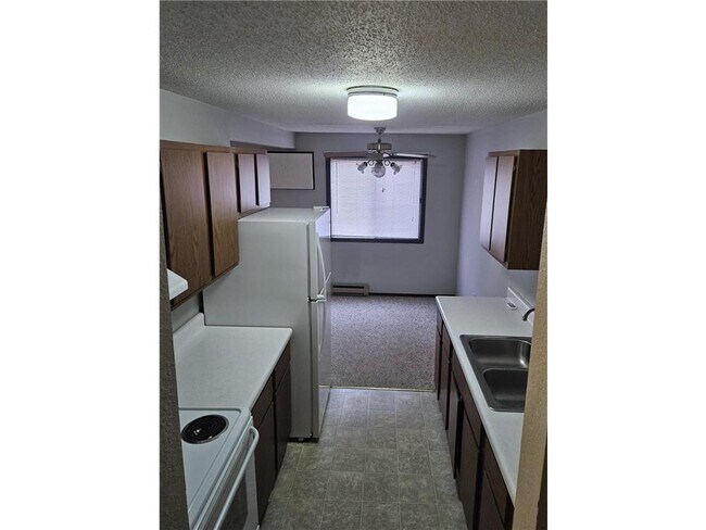 Photo - 10 12th Ave NE Unit #12