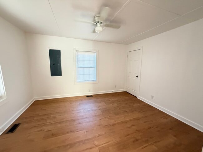 Photo - 417 S Hill Ave