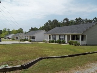 Photo - Home close to beach and bases.