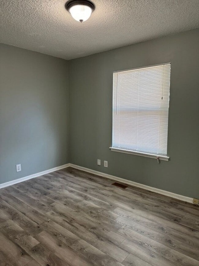 Photo - Charming 2-Bedroom, 1-Bath Duplex in Hermitage – Great Location!