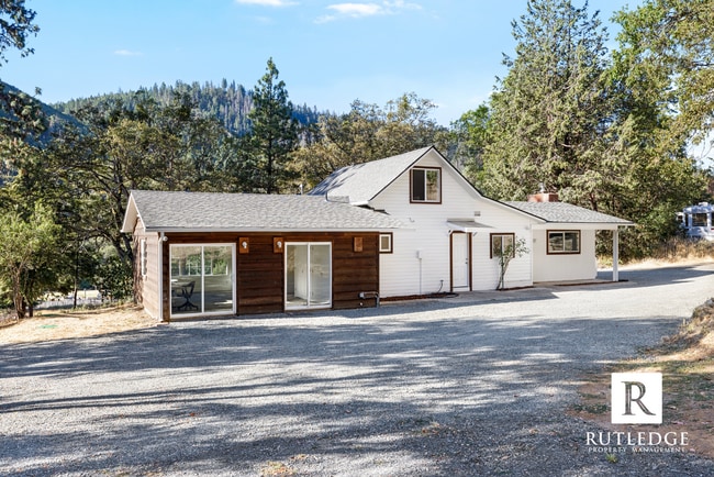 Photo - Country Living with a View / 4 miles from Jacksonville