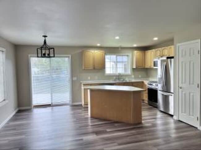 Photo - 3239 Cherrywood Ave