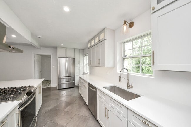 Photo - 4011 Ebbtide Dr
