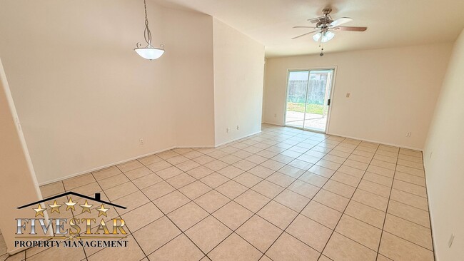 Photo - 7408 Cross Glade St