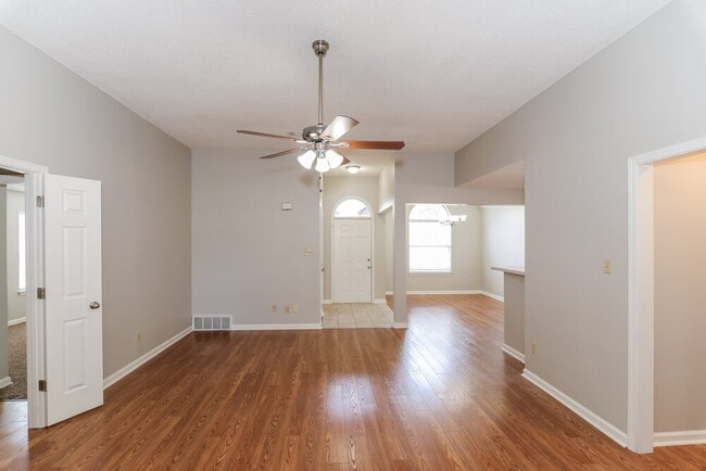 Photo - 1262 Breezy Valley Dr