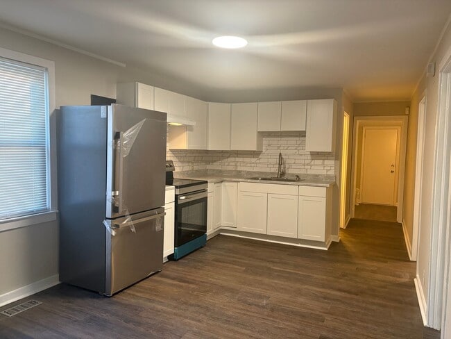 Photo - Completely Renovated 2 Bedroom Home!