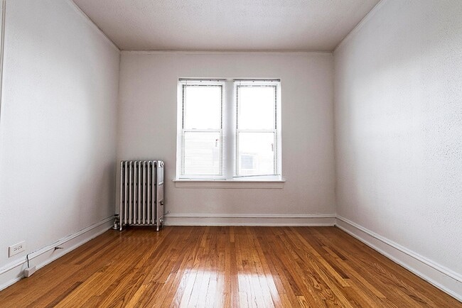 Photo - 222 E 109th St Chicago, IL 60628