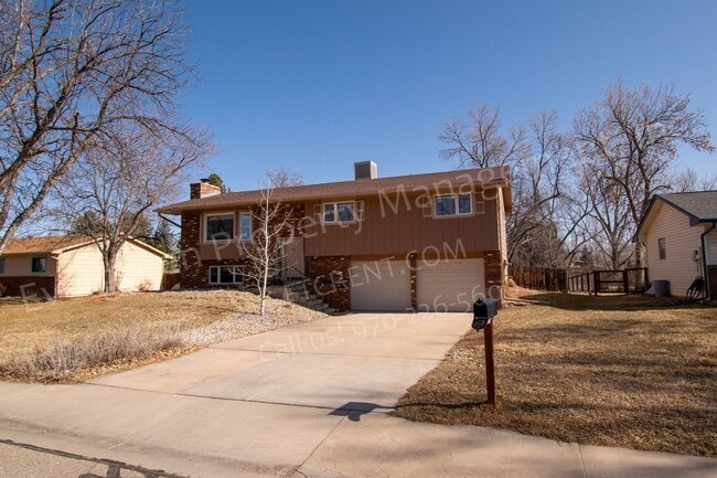 Building Photo - 2206 Wakefield Dr