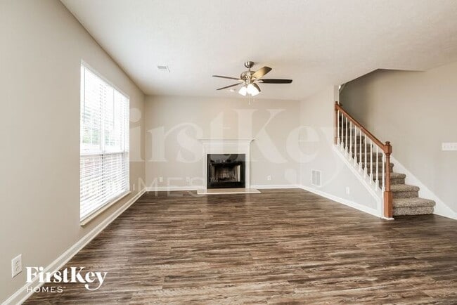 Photo - 6005 Monroe Crossing