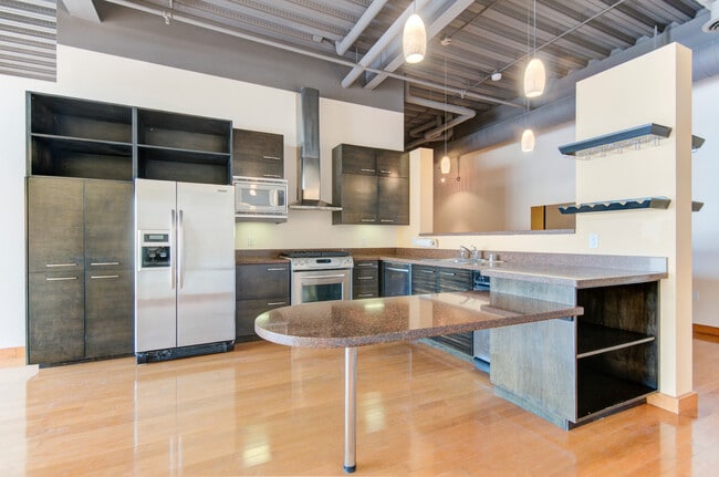 Photo - Luxury Gold Lofts! Bright Open Floor Plan with City Views-Secure Parking Unit 406
