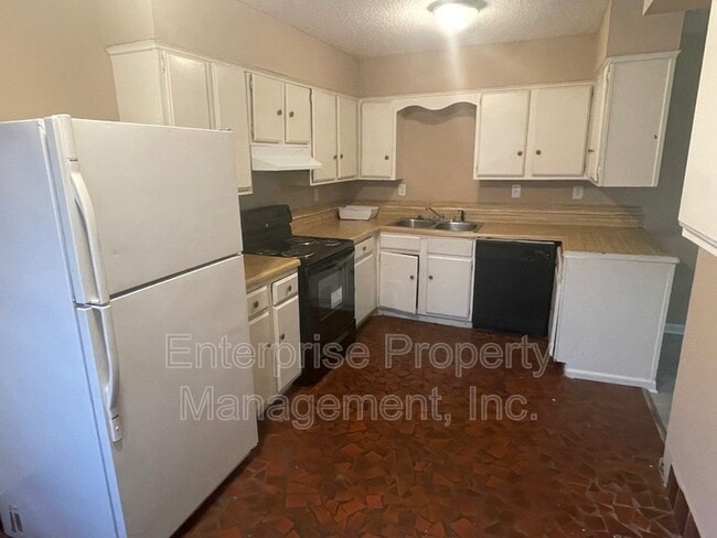 Photo - 1982 Goldbrier Ln
