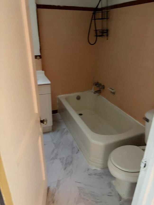 Photo - 7137 Castor Ave Unit 2nd Floor