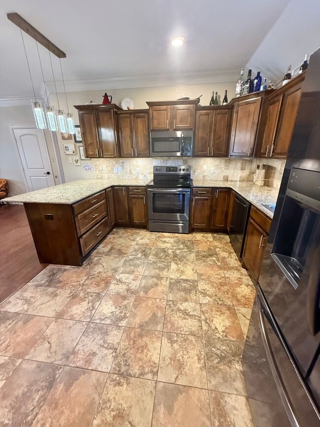 Photo - Lovely 3-bed/2-bath in Tyler near Lindale!