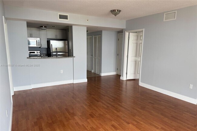 Photo - 900 SW 8th St Unit 1506